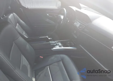 2016 Mercedes-Benz E 350 из США, поврежденный, VIN WDDHF5KB8GB305814